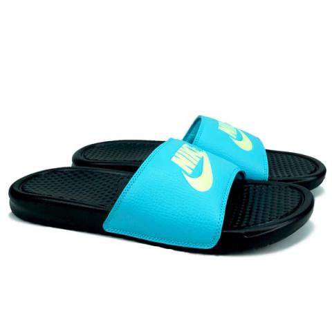 Sepatu discount nike benassi