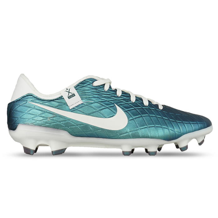 Sepatu bola nike 2017 terbaru top