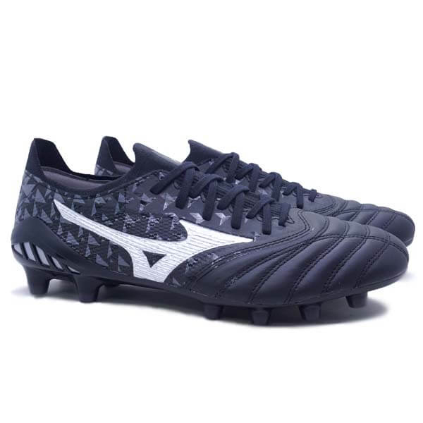 Sepatu top bola mizuno
