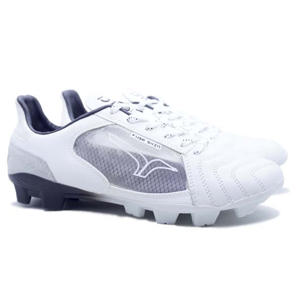 Sepatu Bola Calci Beyonder Lea SC 210095 - White/Black