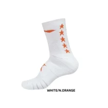 Kaos Kaki Li-Ning Hi-Quarter Socks AWLQ109-2 - White/N.Org